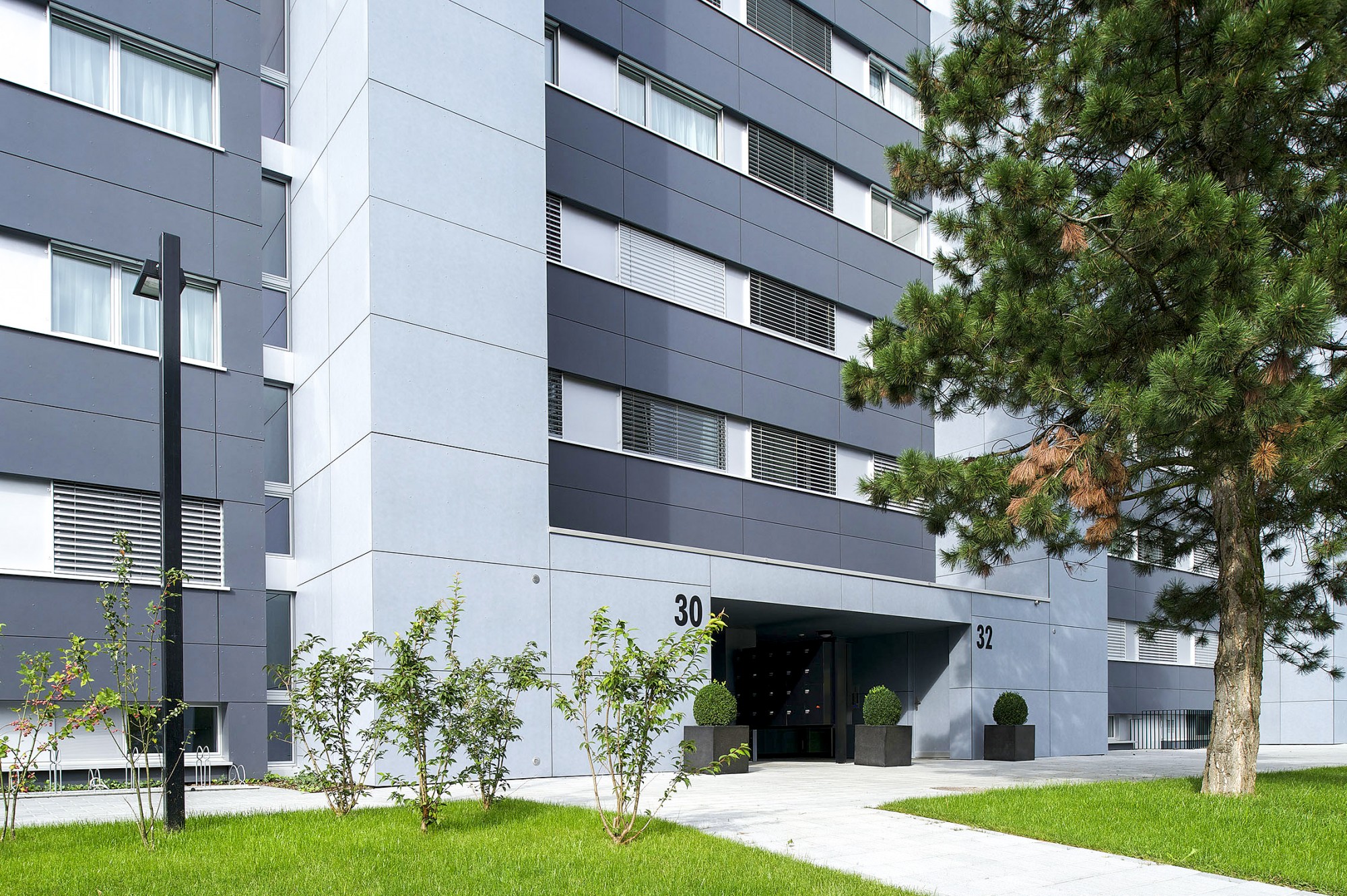 Serviced Apartment in Zug 3.5 room apartment familyfriendly